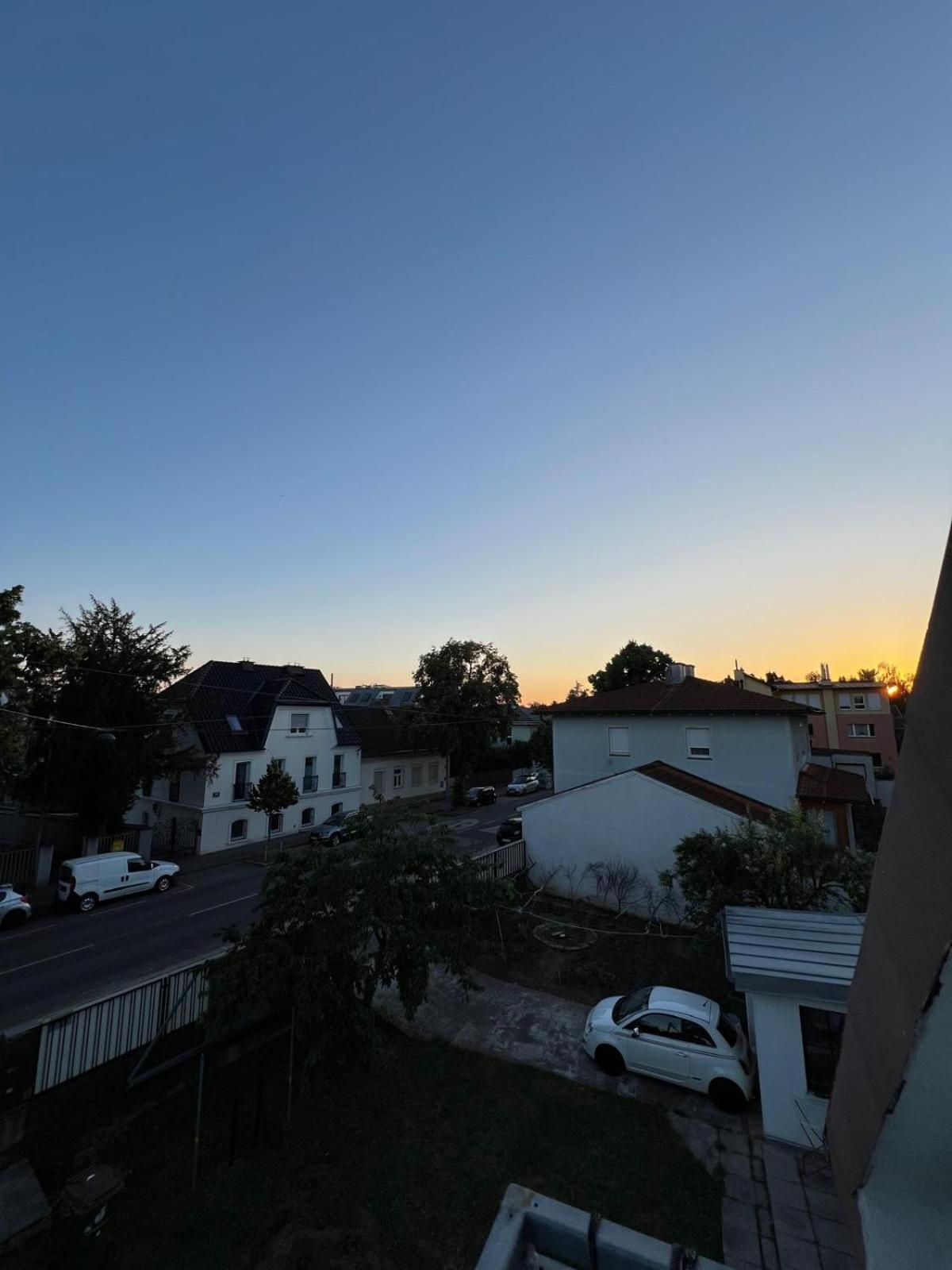 Central-vintage With Free Parking And 5min Walk To Metro * Wiedeń
