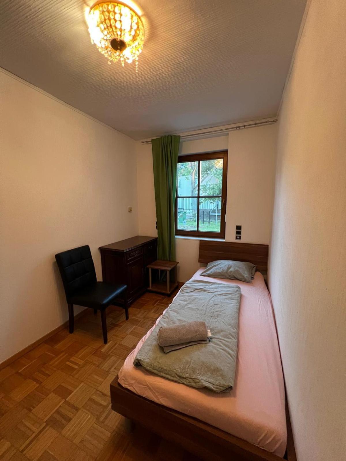 Central-vintage With Free Parking And 5min Walk To Metro Willa Wiedeń